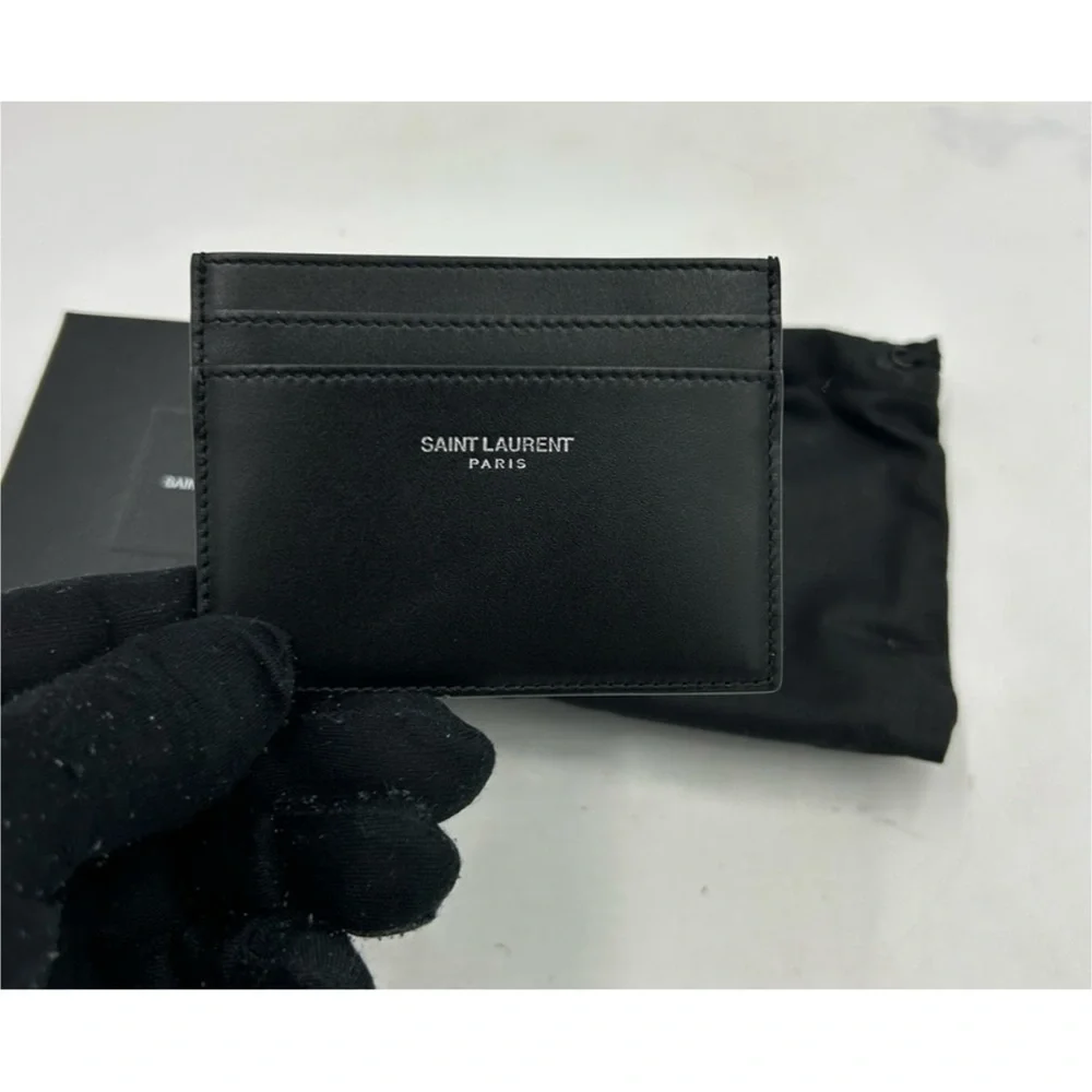 Saint Laurent Paris, credit card case in smooth black leather made in Italy